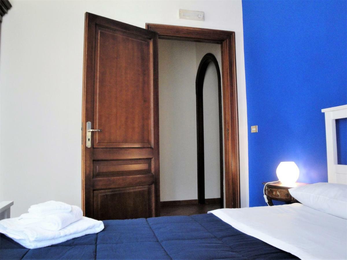 Umberto I Holiday House Neapel Exteriör bild